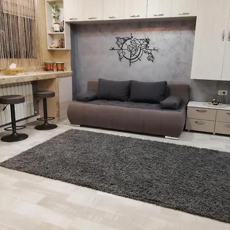 Tomis Appartement *